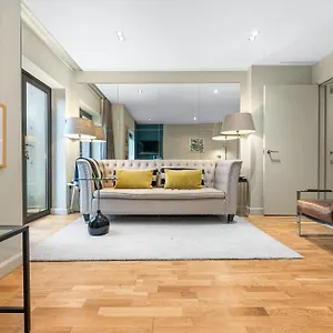  Apartment Sophia Gardens